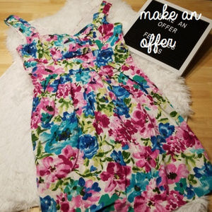 Small? B. darlin pinup style dress